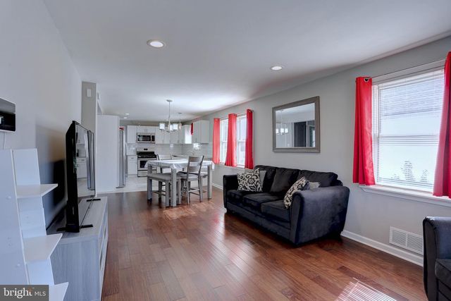 3320 WOODSIDE, Parkville, MD 21234