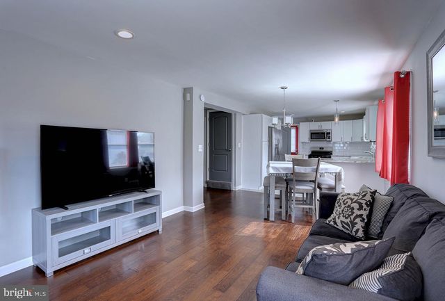 3320 WOODSIDE, Parkville, MD 21234