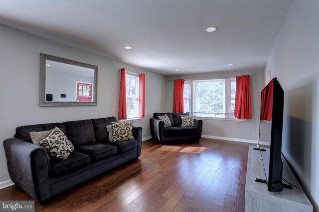 3320 WOODSIDE, Parkville, MD 21234