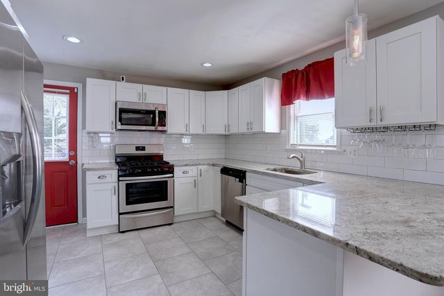 3320 WOODSIDE, Parkville, MD 21234
