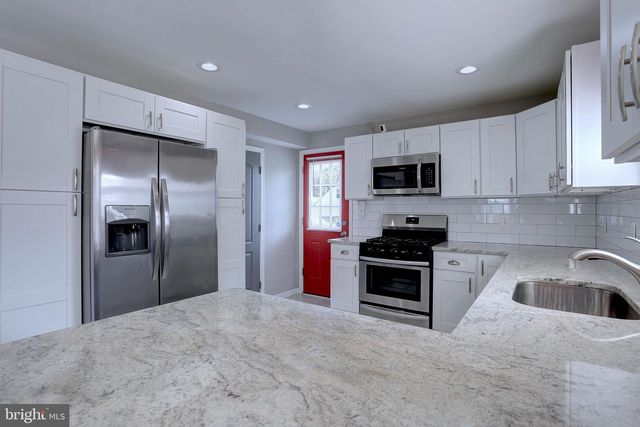 3320 WOODSIDE, Parkville, MD 21234