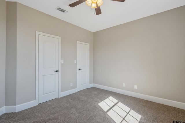 100 Thames Dr, Bullard, TX 75757