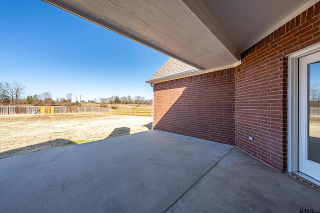 100 Thames Dr, Bullard, TX 75757