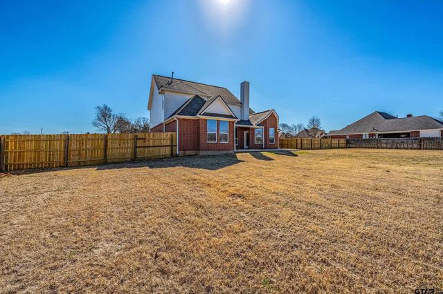 100 Thames Dr, Bullard, TX 75757