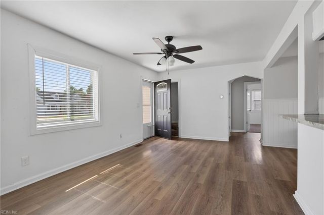 8507 Chapin ST, Norfolk, VA 23503