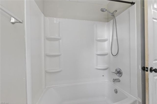 8507 Chapin ST, Norfolk, VA 23503