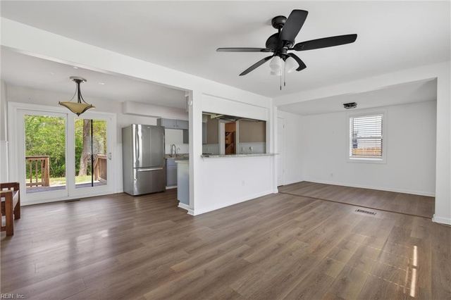 8507 Chapin ST, Norfolk, VA 23503