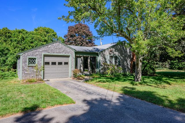 61 Laurel Road, Centerville, MA 02632