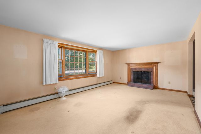 61 Laurel Road, Centerville, MA 02632