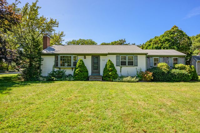 61 Laurel Road, Centerville, MA 02632