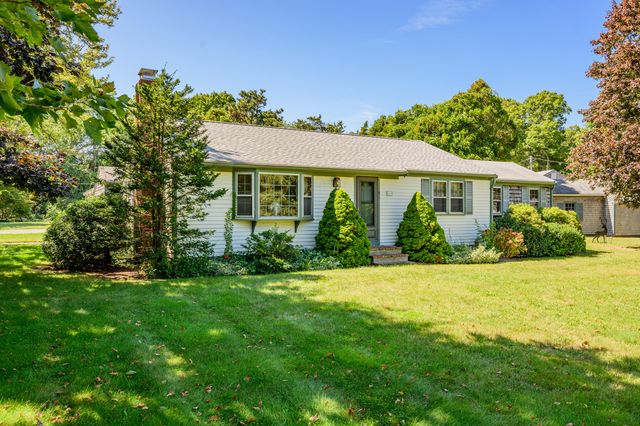 61 Laurel Road, Centerville, MA 02632
