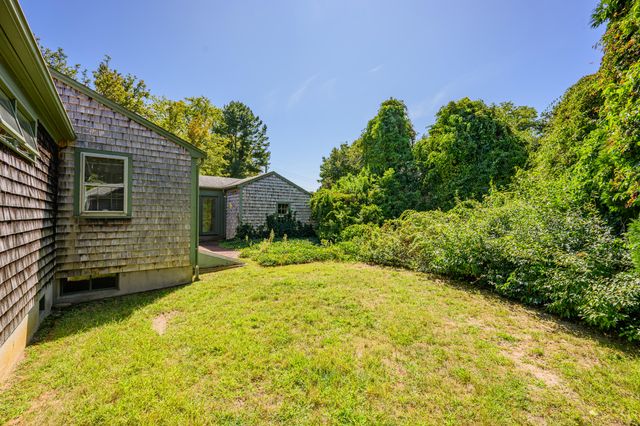 61 Laurel Road, Centerville, MA 02632