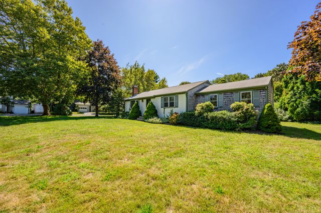61 Laurel Road, Centerville, MA 02632