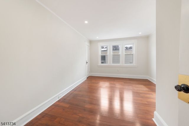 904 Cross Av, Elizabeth City, NJ 07208