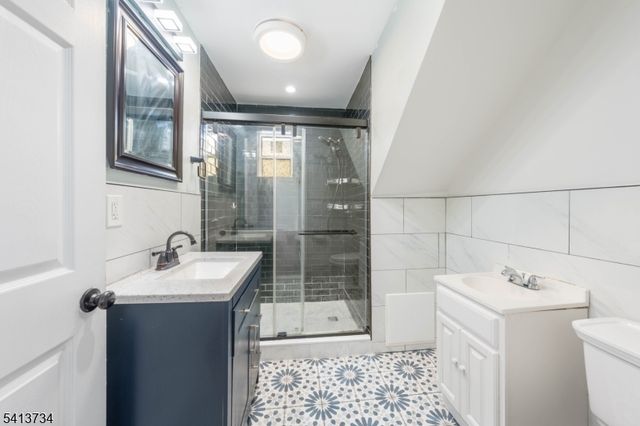 904 Cross Av, Elizabeth City, NJ 07208