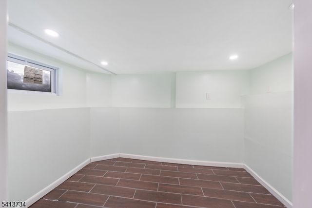 904 Cross Av, Elizabeth City, NJ 07208