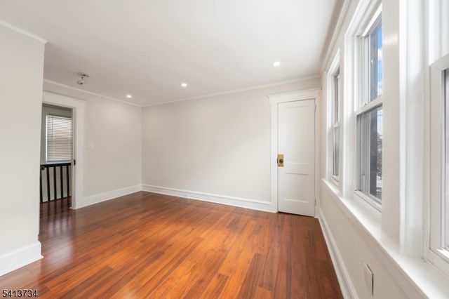 904 Cross Av, Elizabeth City, NJ 07208