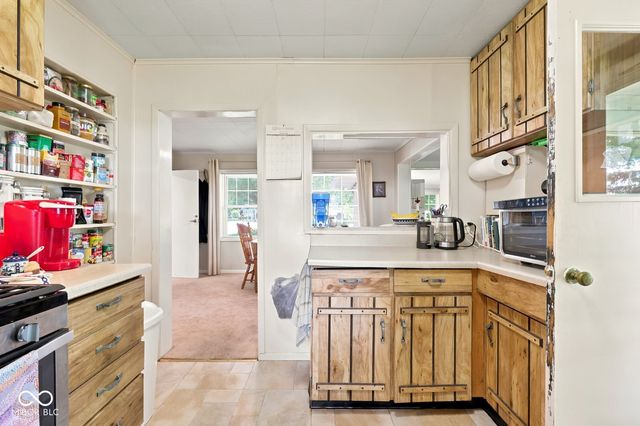 1974 N Knightstown Road, Shelbyville, IN 46176