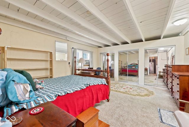 1974 N Knightstown Road, Shelbyville, IN 46176