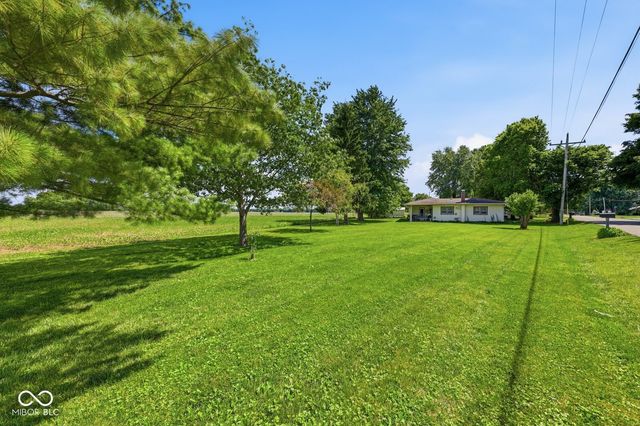 1974 N Knightstown Road, Shelbyville, IN 46176