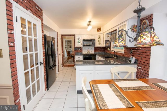 22 W NORTON DR, Churchville, PA 18966