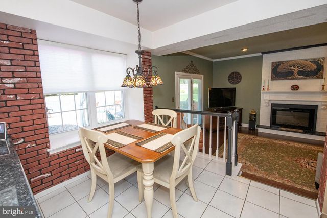 22 W NORTON DR, Churchville, PA 18966