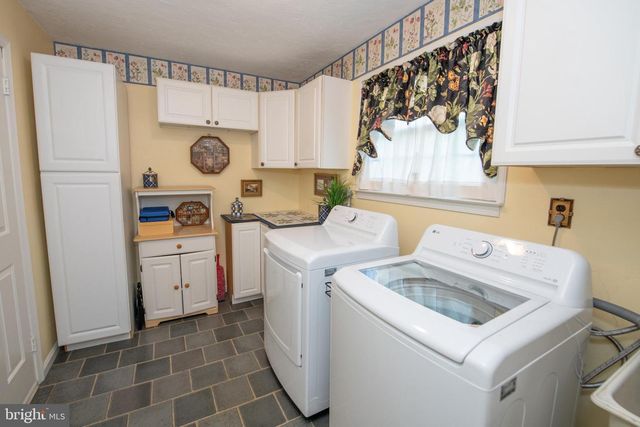 22 W NORTON DR, Churchville, PA 18966