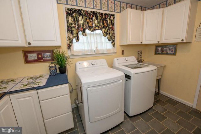 22 W NORTON DR, Churchville, PA 18966