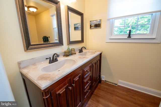 22 W NORTON DR, Churchville, PA 18966