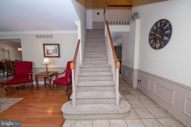 22 W NORTON DR, Churchville, PA 18966