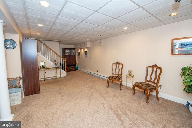 22 W NORTON DR, Churchville, PA 18966