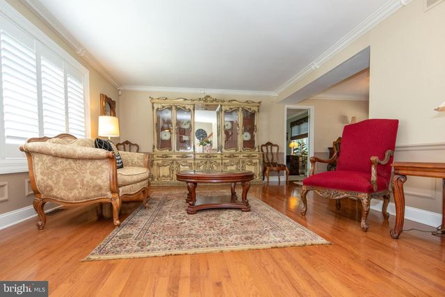 22 W NORTON DR, Churchville, PA 18966