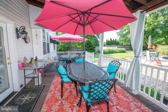 22 W NORTON DR, Churchville, PA 18966