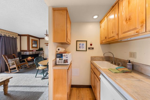 270 N Lake Blvd Unit 20, Tahoe City, CA 96145