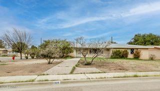1305 Park Drive, Las Cruces, NM 88005