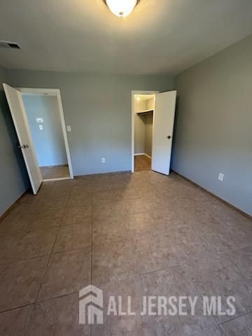 212 N Oaks Boulevard N, North Brunswick, NJ 08902