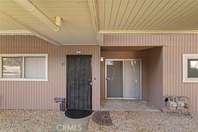 575 N Villa Court 111, Palm Springs, CA 92262