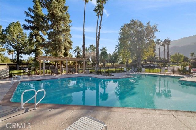 575 N Villa Court 111, Palm Springs, CA 92262