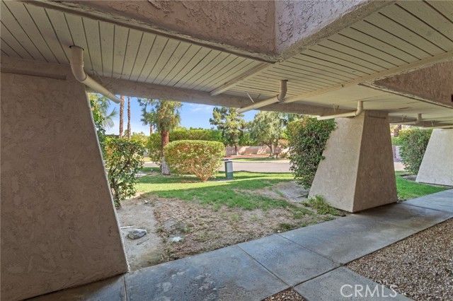 575 N Villa Court 111, Palm Springs, CA 92262