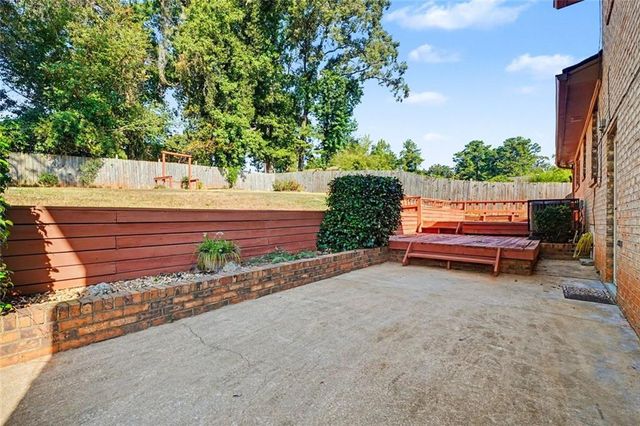 3710 Oregon Trail, Decatur, GA 30032