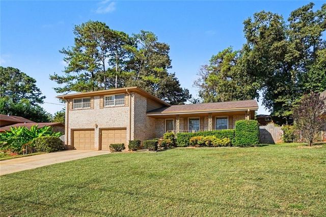 3710 Oregon Trail, Decatur, GA 30032