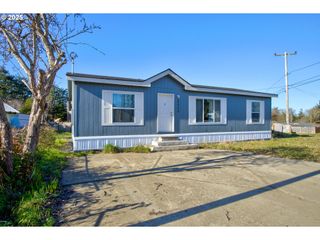 64274 SADDLER Rd, Coos Bay, OR 97420