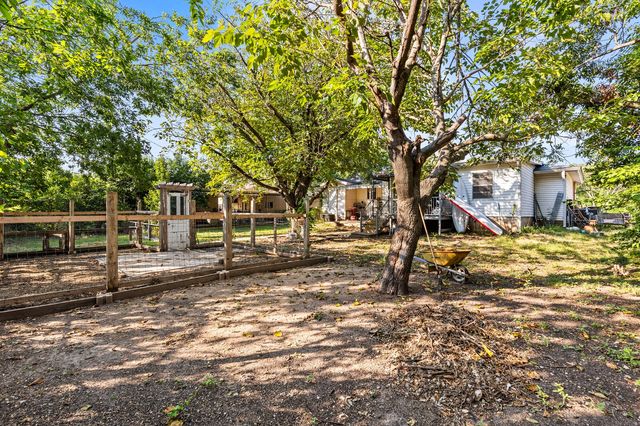 1001 N 62nd Street, Waco, TX 76710