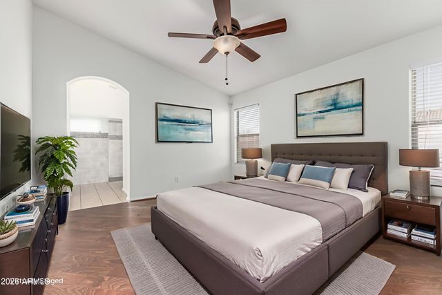 803 E PENNY Lane, San Tan Valley, AZ 85140