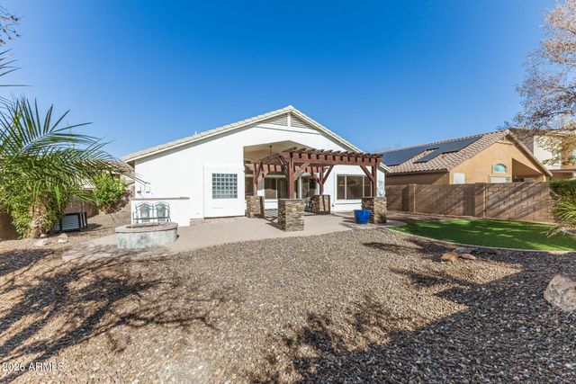 803 E PENNY Lane, San Tan Valley, AZ 85140