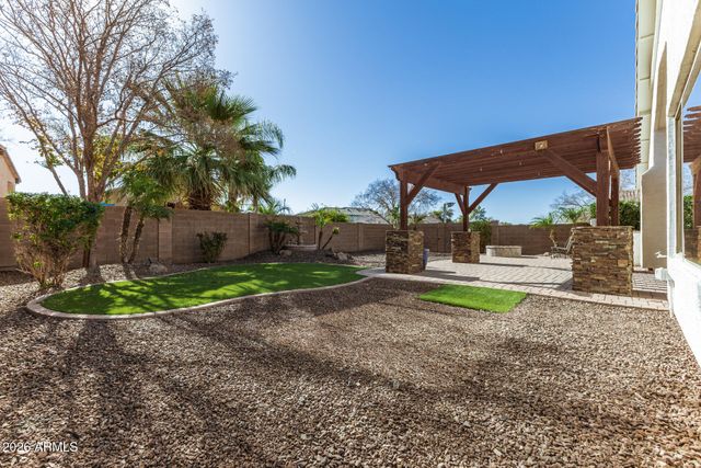 803 E PENNY Lane, San Tan Valley, AZ 85140