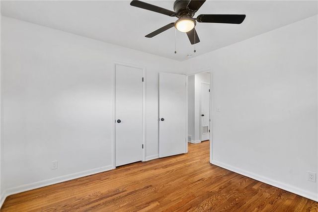 302 Lake Drive, Belton, MO 64012