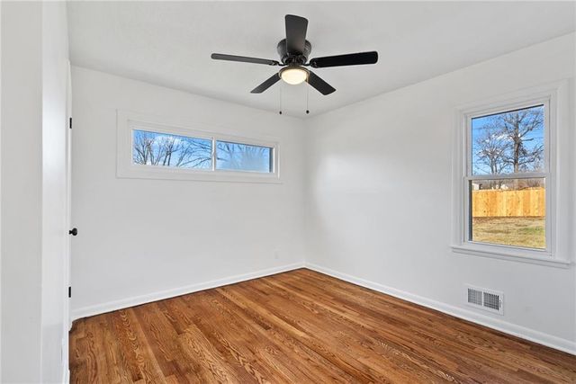 302 Lake Drive, Belton, MO 64012