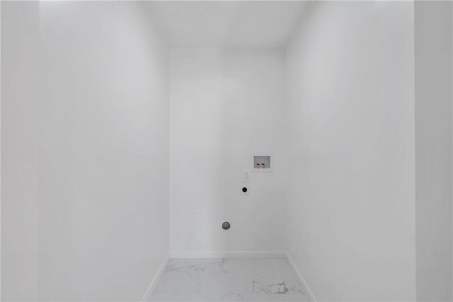 302 Lake Drive, Belton, MO 64012