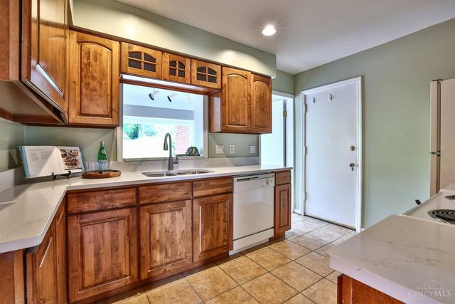 3525 Herschel View Place, Cincinnati, OH 45208